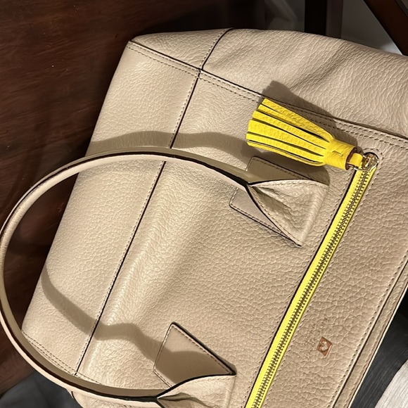 KATE SPADE Southport Leather bag- LARGE 13.5 L x 17 W - Picture 5 of 5